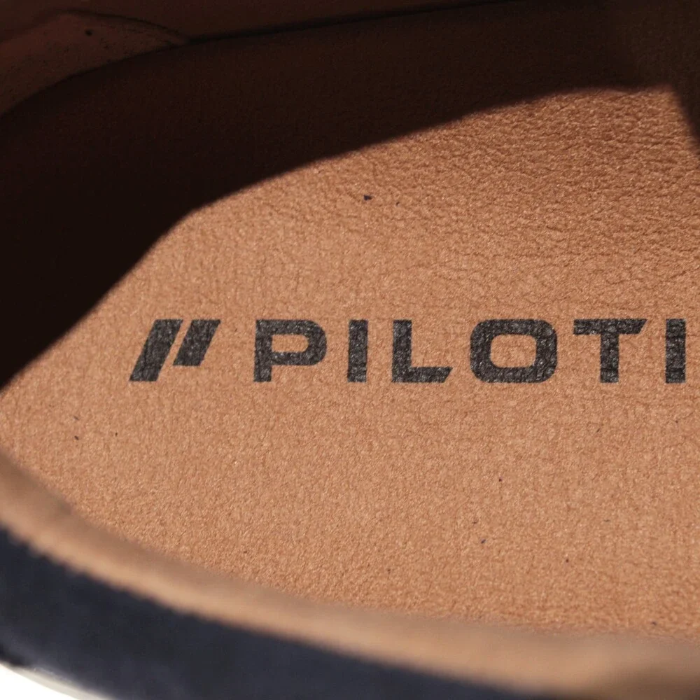 Piloti NWB Shift Lace Up Driving Sneakers Size 7 US in Midnight Blue Suede